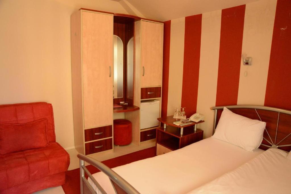 Hotel Zeneva كراغوييفاك المظهر الخارجي الصورة